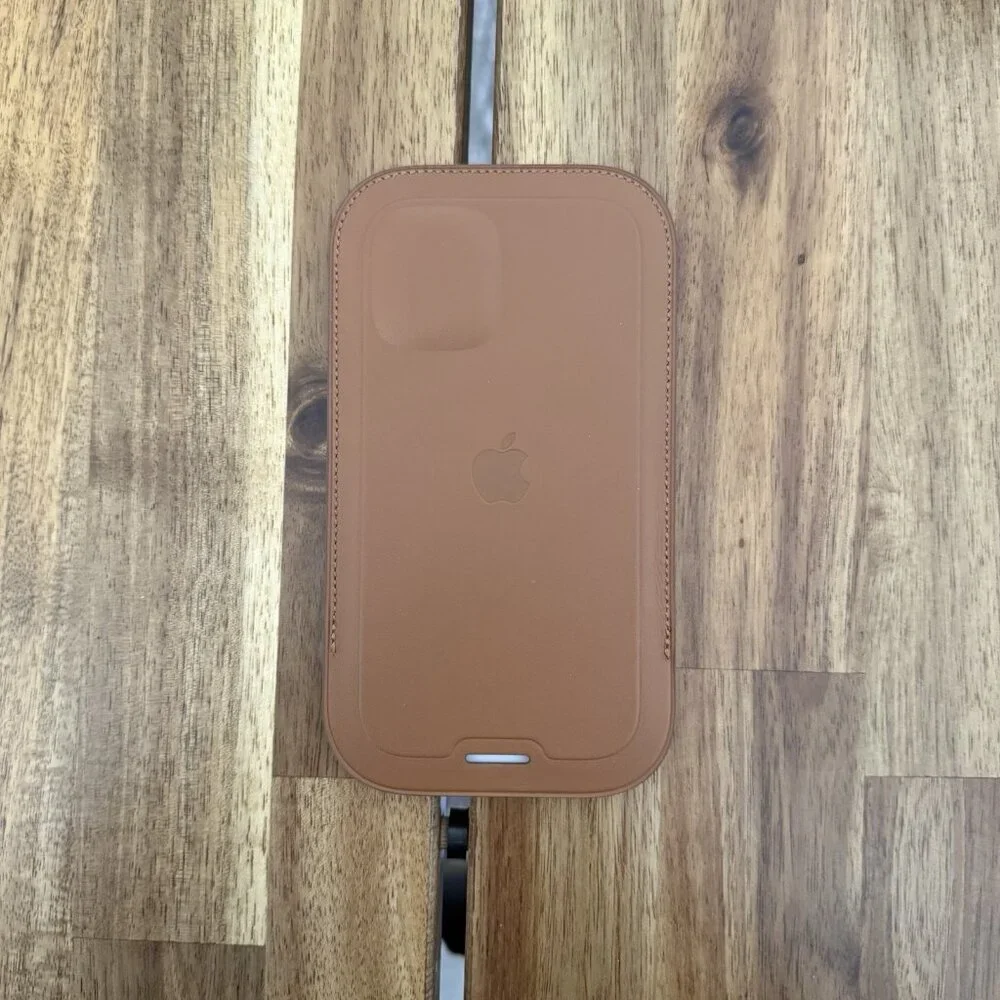 Apple Leather Sleeve Case with MagSafe Saddle Brown for the iPhone 12 Mini READ‎
